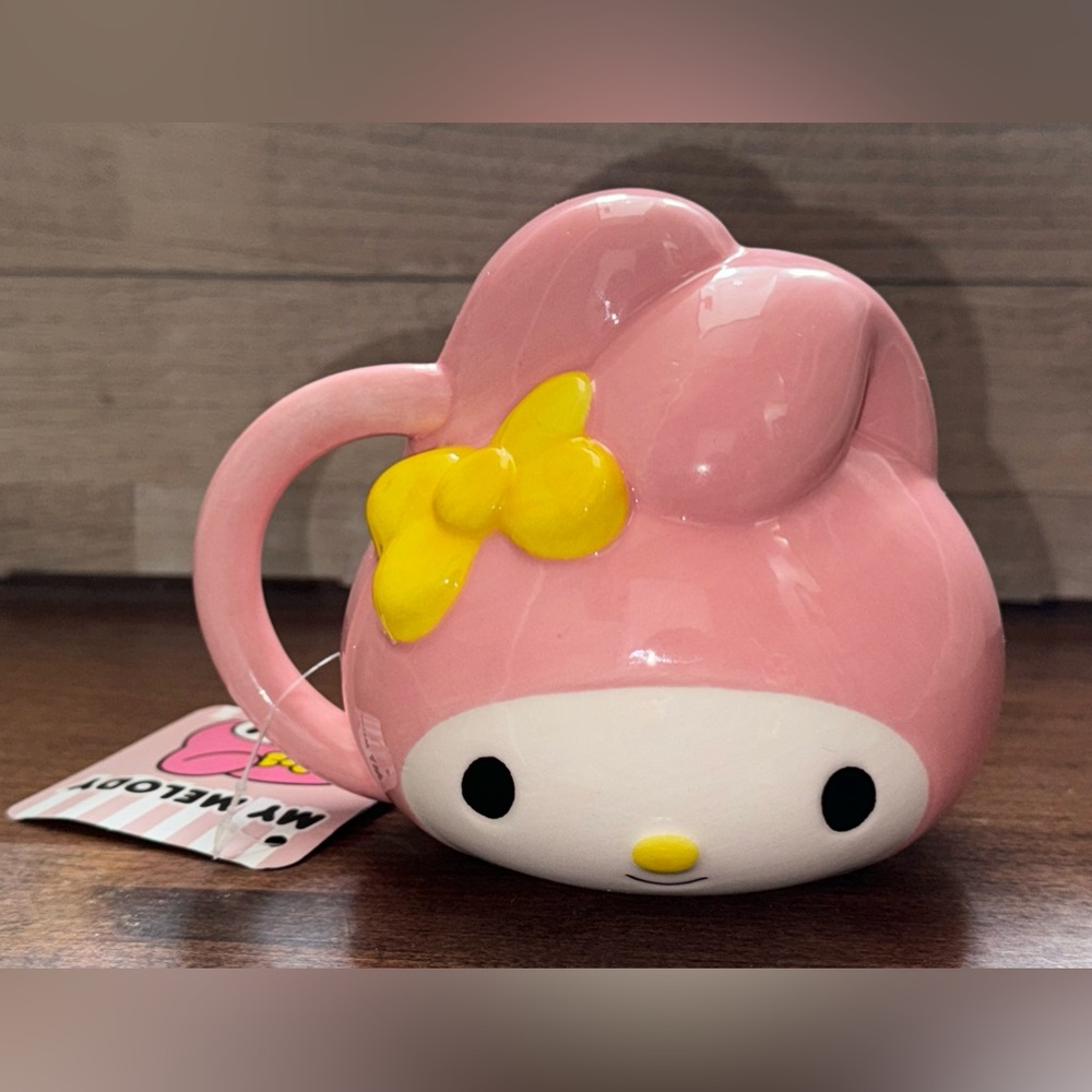 Super Cute 🥰 My Melody  Sculpted Character 10 Oz Ceramic Mug - NEW